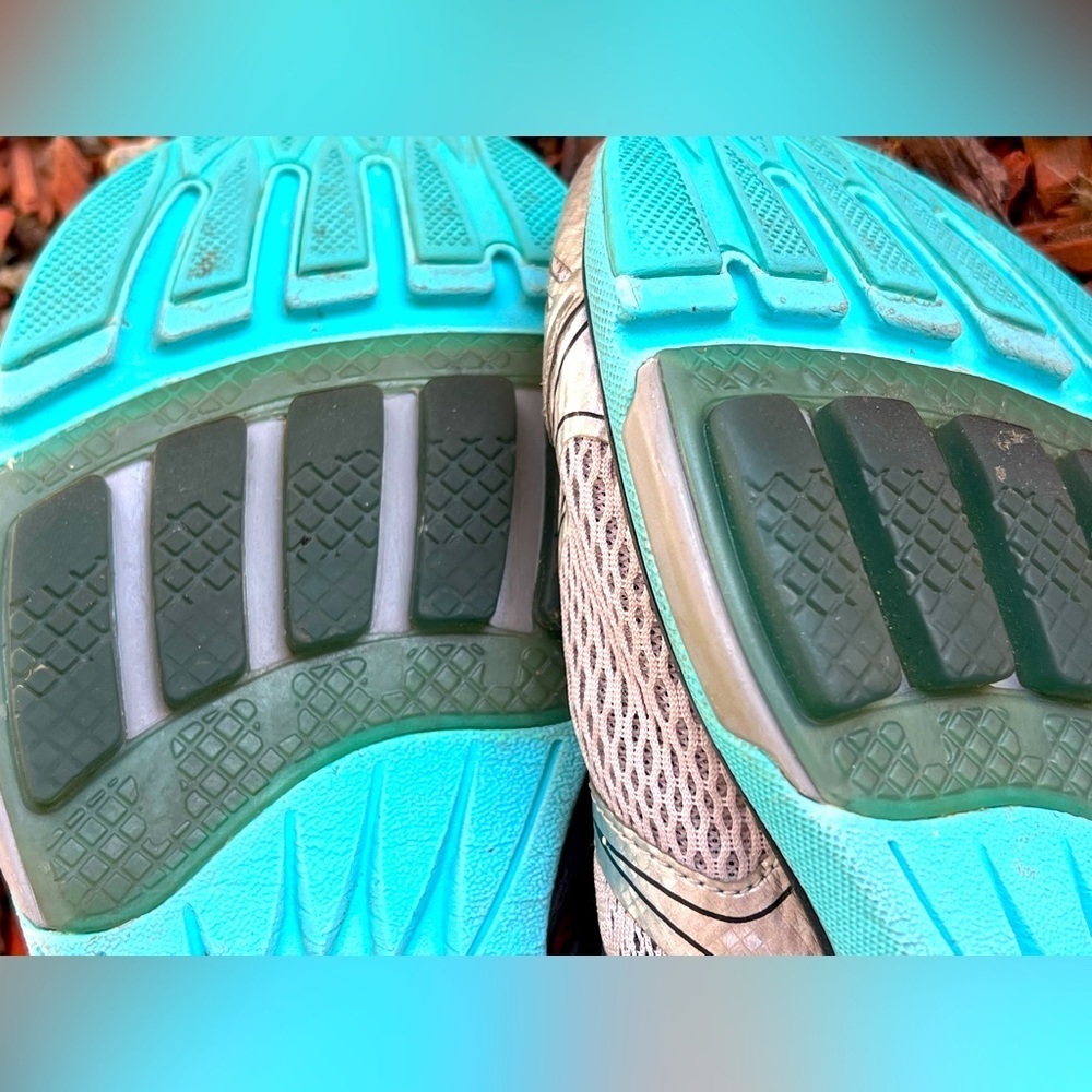 NEWTON Sneakers Women Size 8.5 Running Shoes Athletic casual walking gym tennis - Picture 3 of 6